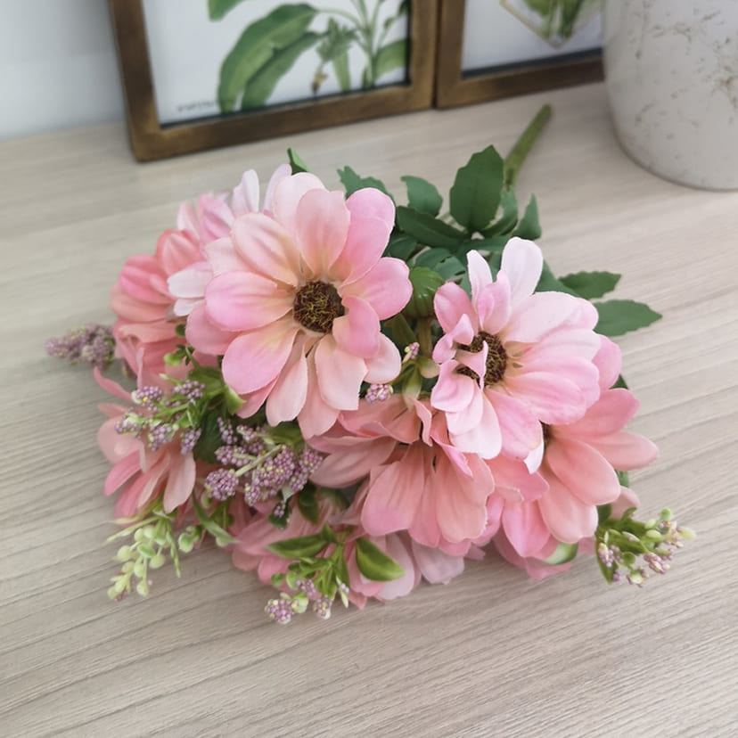 Искусственные цветы в Жигулевске | Цветы искусственные «Ромашки с бутонами», розовые, букет