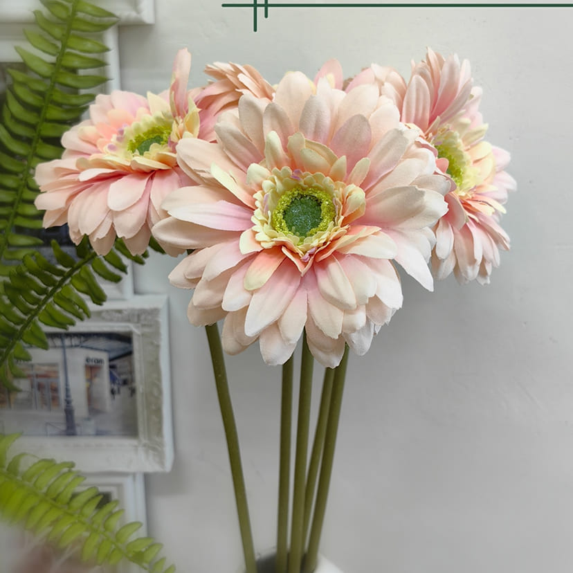 Искусственные цветы в Жигулевске | Цветок искусственный «Гербера», молочно-розовая, одиночный